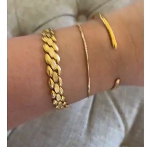 Gold bracelet - Picture 1 of 4
